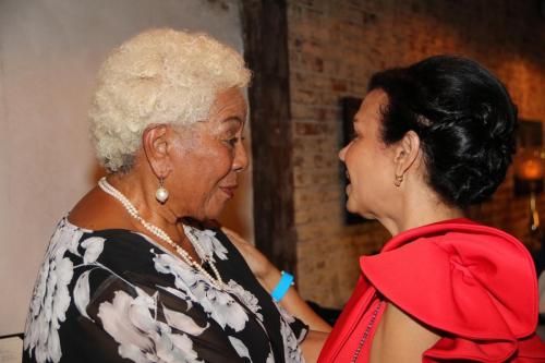 Perla and Francis talking-min